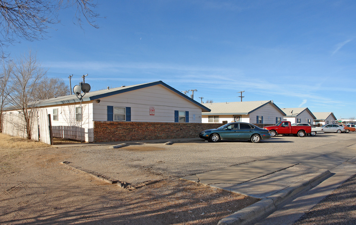 1302 52nd St in Lubbock, TX - Foto de edificio