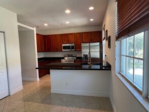 1833 NW 12th St in Boca Raton, FL - Building Photo - Building Photo