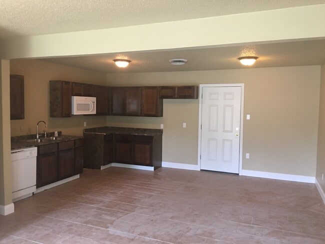 1011 N St in Barling, AR - Building Photo - Building Photo