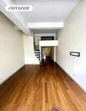 244 Madison Ave in New York, NY - Foto de edificio - Building Photo