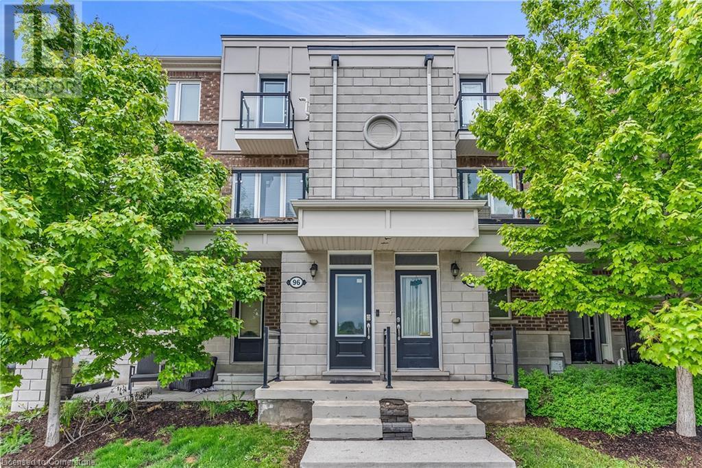 96 Daylily Ln in Kitchener, ON - Building Photo