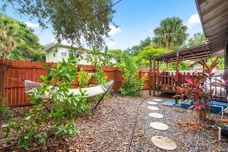 314 S Palmway in Lake Worth Beach, FL - Foto de edificio - Building Photo