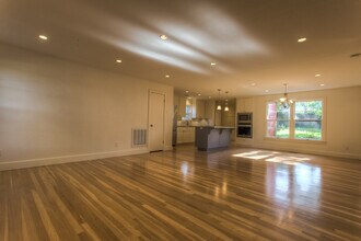 2107 Rockridge Terrace in Fort Worth, TX - Building Photo - Building Photo