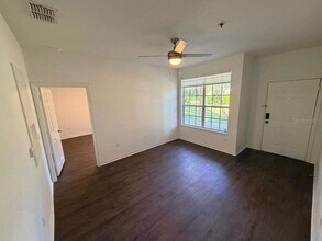 825 Grand Regency, Unit 102 in Altamonte Springs, FL - Foto de edificio - Building Photo