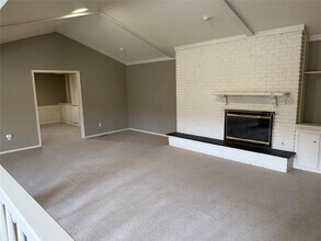 2520 NW 62nd St in Oklahoma City, OK - Building Photo - Building Photo