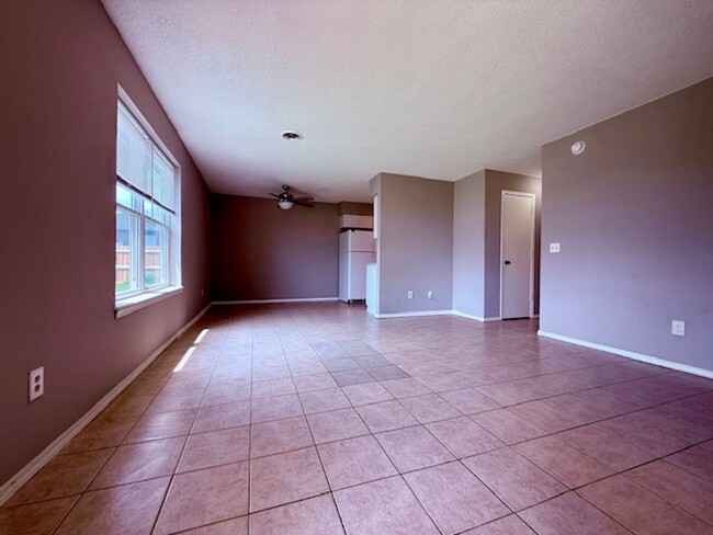 1247 W Sunset Dr in Rogers, AR - Building Photo - Building Photo