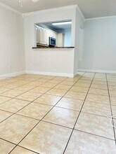 6705 W 26th Dr in Hialeah, FL - Foto de edificio - Building Photo