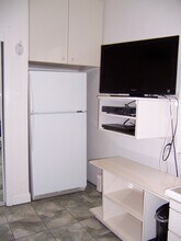 79 Harvey St-Unit -N/A in Cambridge, MA - Building Photo - Building Photo