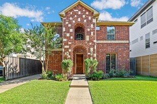 Luxurious Lower Greenville home walkable to shops & eateries in Dallas, TX - Building Photo