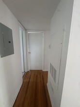 215 Hillcrest Ave in Decatur, GA - Building Photo - Building Photo