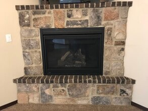 1490 Arctic Ct in Suamico, WI - Building Photo - Building Photo