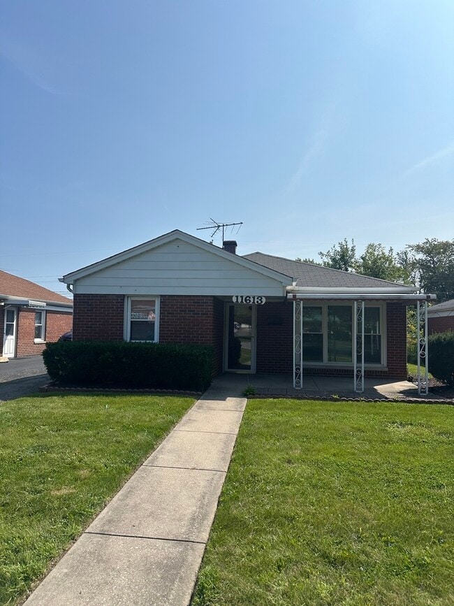 property at 11613 S Kedzie Ave