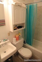 272 Newbury St, Unit 12 in Boston, MA - Foto de edificio - Building Photo