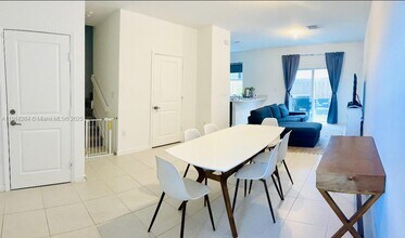 2624 SE 11th Ct in Homestead, FL - Building Photo - Building Photo