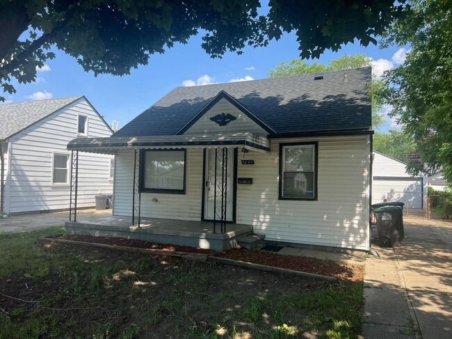 5847 Weddel St in Taylor, MI - Building Photo - Building Photo