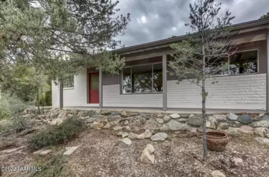 1991 Forest Hills Rd in Prescott, AZ - Building Photo