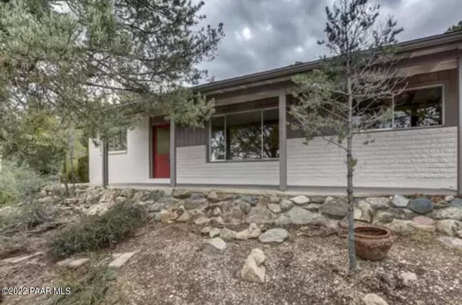 property at 1991 Forest Hills Rd