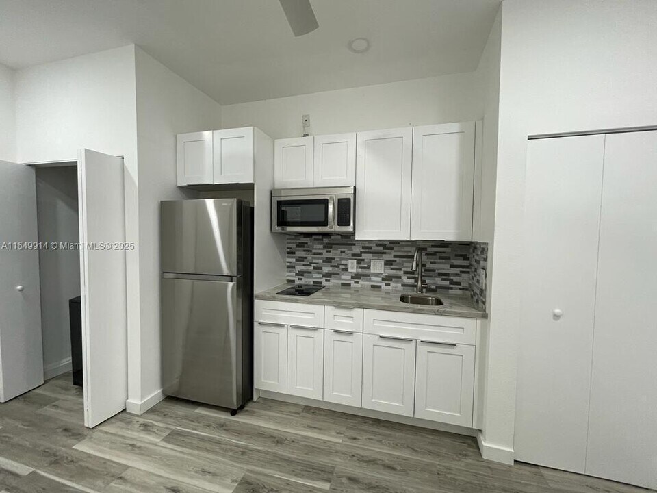 11940 SW 253rd St in Homestead, FL - Building Photo