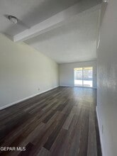 864 Barandal Dr in El Paso, TX - Building Photo - Building Photo