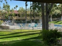 2820 N Arcadia Ct in Palm Springs, CA - Building Photo - Building Photo