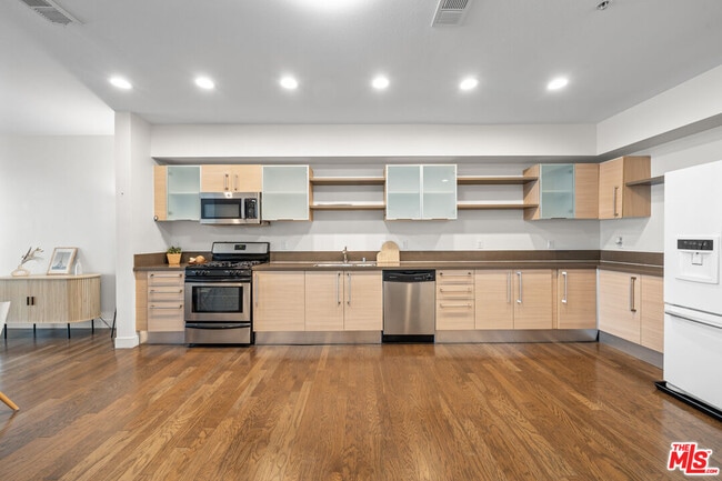 property at 1234 Wilshire Blvd