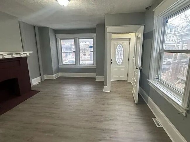32 Delawareview Ave in Trenton, NJ - Building Photo - Building Photo