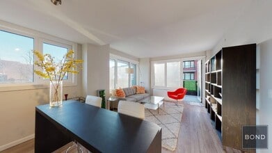 178-02 Hillside Ave. in Queens, NY - Building Photo - Building Photo