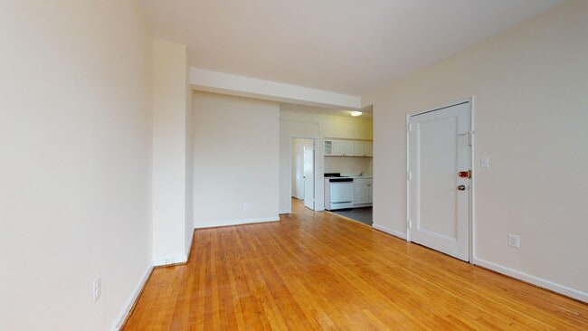 109 C St SE in Washington, DC - Building Photo - Building Photo