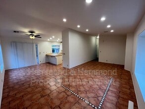161 Heavenly Valley Rd in Newbury Park, CA - Building Photo - Building Photo