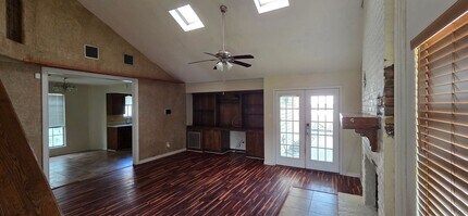 106 Larry St in Lafayette, LA - Building Photo - Building Photo