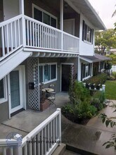 245 Cypress Dr. in Laguna Beach, CA - Foto de edificio - Building Photo