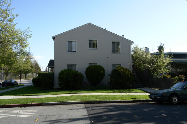 119 James Ave in Redwood City, CA - Building Photo - Building Photo