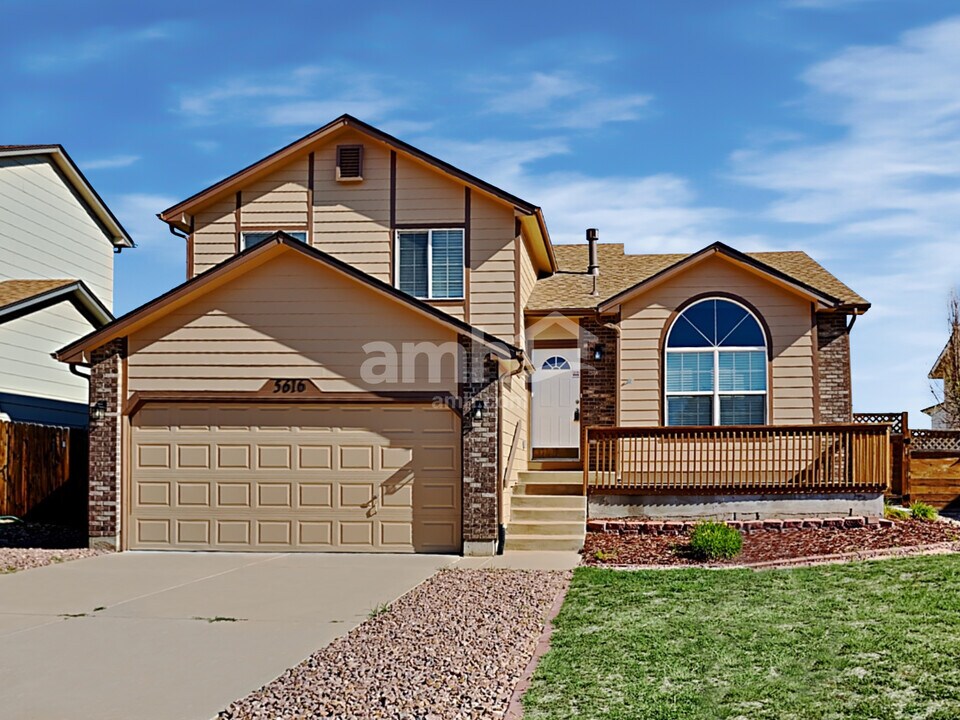 5616 Marabou Way in Colorado Springs, CO - Building Photo