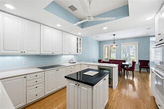 515 5th Ave NE in St. Petersburg, FL - Building Photo - Building Photo