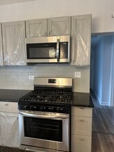 4415 S Keeler Ave, Unit #1 in Chicago, IL - Foto de edificio - Building Photo