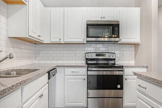 5145 Anchor Dr in South Haven, MI - Building Photo - Building Photo