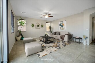 2332 Mundare Dr in Henderson, NV - Building Photo - Building Photo