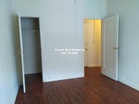 400 Kenmore S Ave, Unit 108 photo'