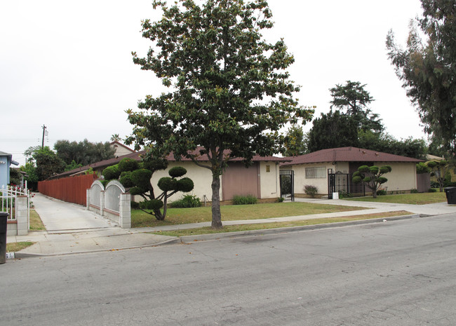 412-414 N McPherrin Ave in Monterey Park, CA - Building Photo - Building Photo