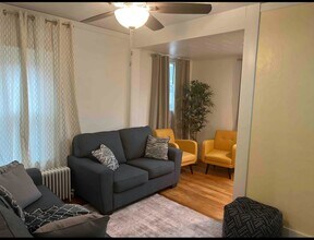 15 Broadway Ave in Ipswich, MA - Building Photo - Building Photo