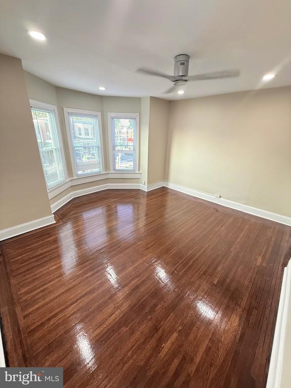 5706 Spruce St in Philadelphia, PA - Building Photo - Building Photo