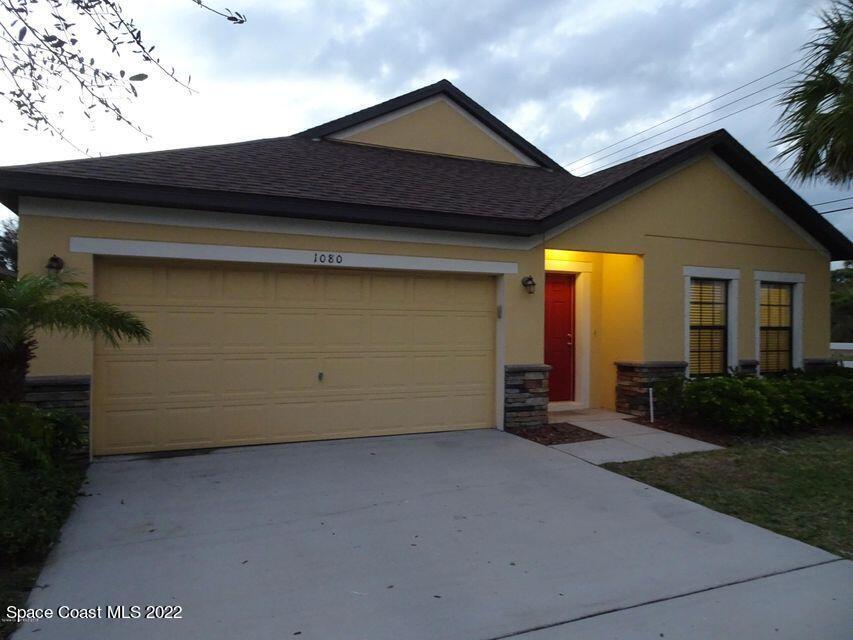 1080 Cayman Dr in Melbourne, FL - Building Photo