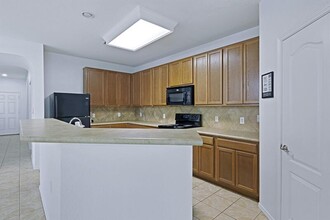 6110 Ringsby Rd, Unit Bedroom 1B - 816350 in Austin, TX - Building Photo - Building Photo