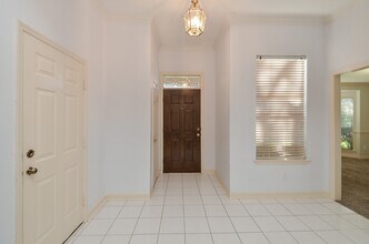 811 Spring Valley Ct in Sugar Land, TX - Building Photo - Building Photo