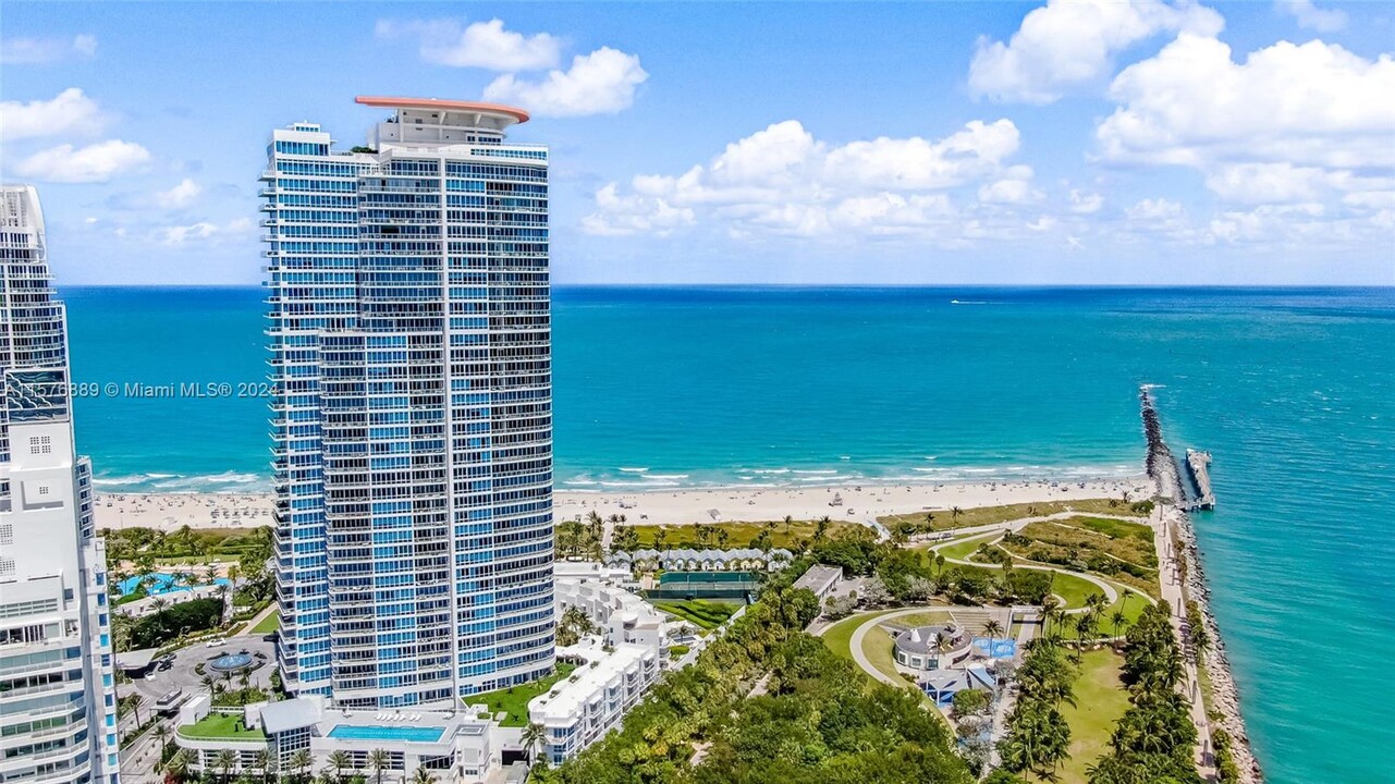 100 S Pointe Dr, Unit 1810 in Miami Beach, FL - Foto de edificio