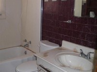 Apt 1 Bathroom - 3150 N 16th St Apartments in Terre Haute, Indiana