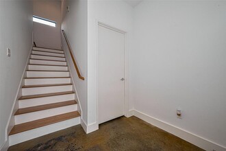 5012 Cornish St in Houston, TX - Building Photo - Building Photo