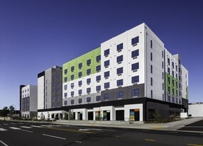 The Parkline in Los Angeles, CA - Building Photo