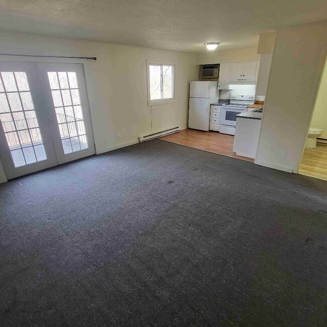 1019 Colonial Dr in Benton Harbor, MI - Building Photo - Building Photo