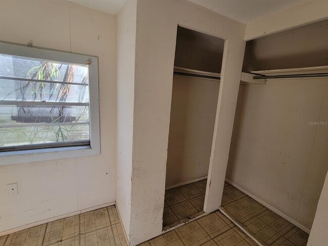 property at 12325 Lakeshore Dr
